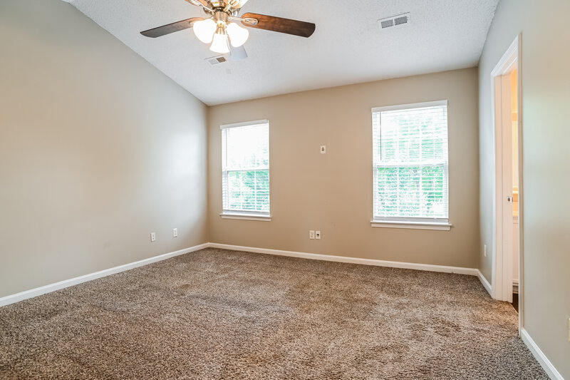 1,955/Mo, 11338 Northwoods Forest Dr Charlotte, NC 28214 Main Bedroom View