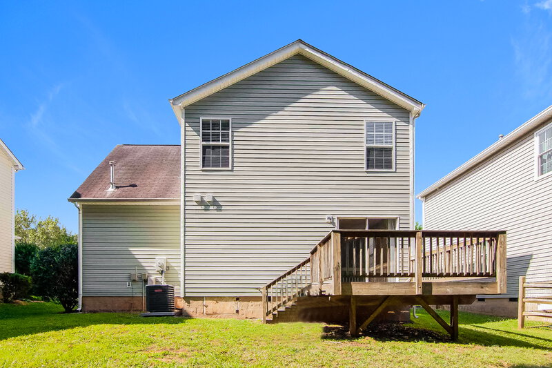 1,840/Mo, 11202 Northwoods Forest Dr Charlotte, NC 28214 Rear View
