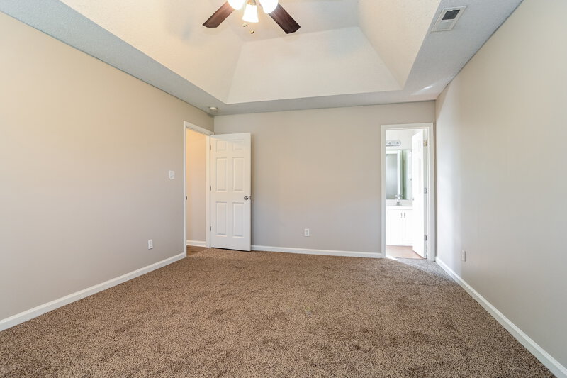 1,890/Mo, 8129 Vermilion Dr Charlotte, NC 28215 Main Bedroom View 2