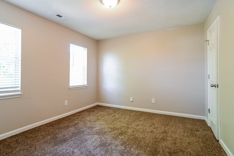 1,890/Mo, 8129 Vermilion Dr Charlotte, NC 28215 Bedroom View 2