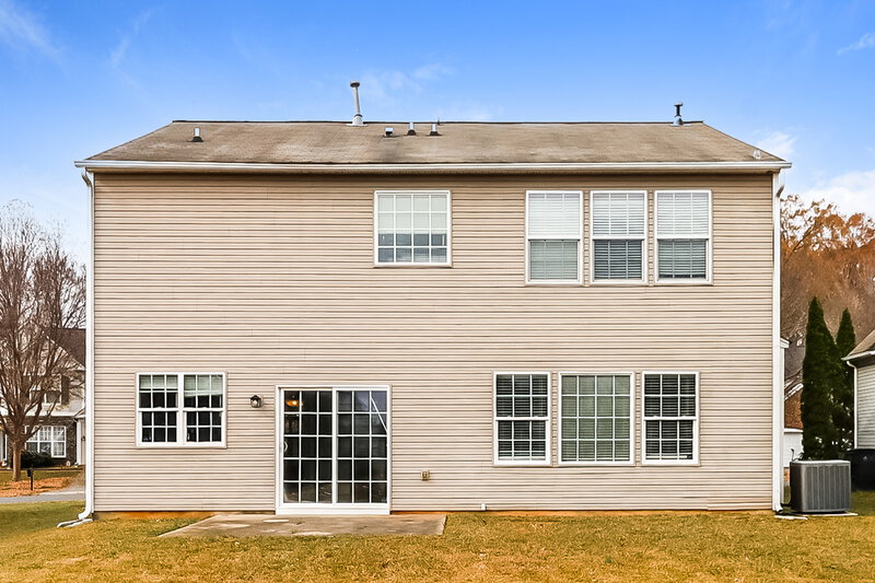 2,305/Mo, 11007 Holm Oak Pl Charlotte, NC 28262 Rear View