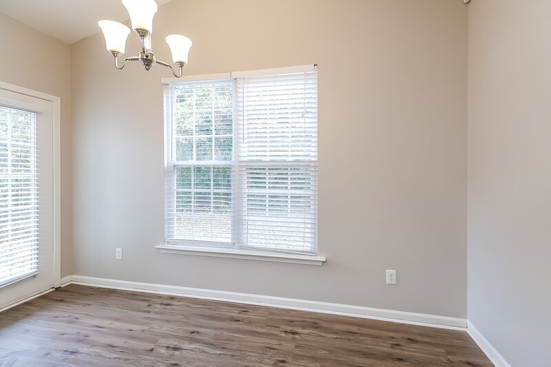 0/Mo, 13514 Planters Row Dr Charlotte, NC 28278 Breakfast Nook View