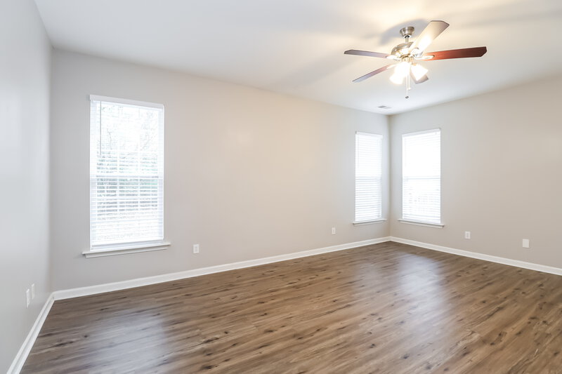 0/Mo, 13514 Planters Row Dr Charlotte, NC 28278 Main Bedroom View