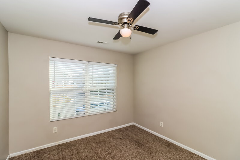 2,080/Mo, 6805 Fawn View Dr Charlotte, NC 28216 Bedroom View 2