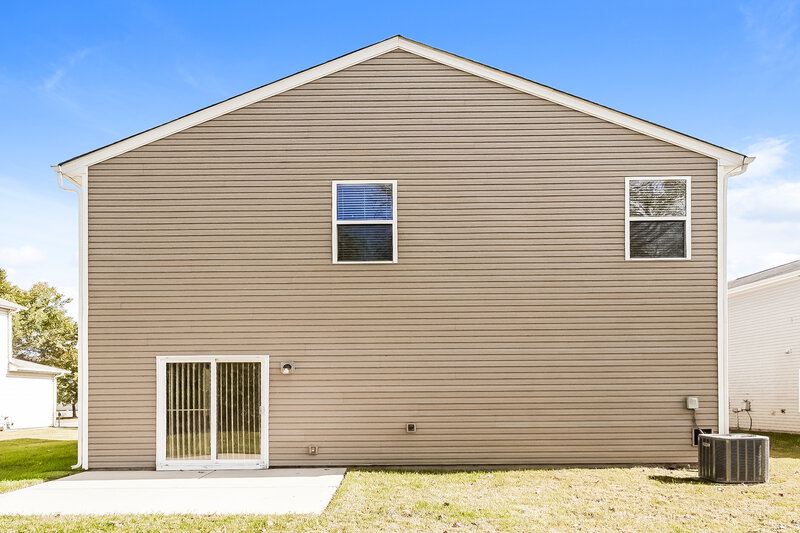 1,840/Mo, 9623 Paper Tree Rd Charlotte, NC 28227 Rear View 2