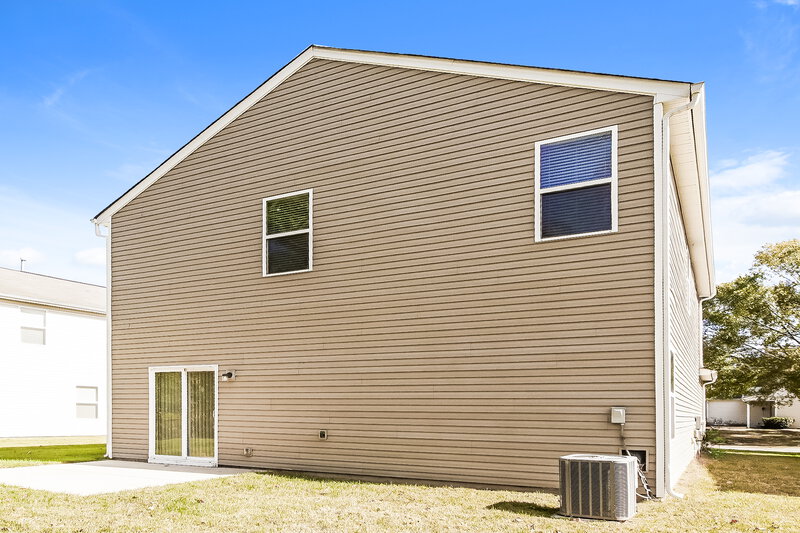 1,840/Mo, 9623 Paper Tree Rd Charlotte, NC 28227 Rear View 3