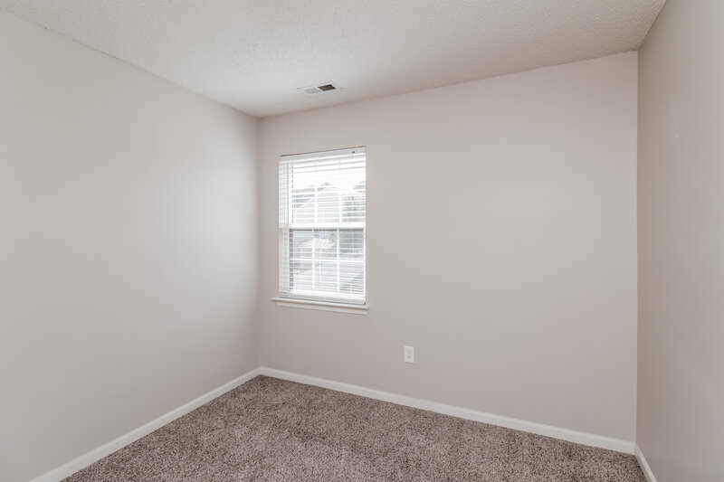 1,925/Mo, 6822 Chieftain Dr Charlotte, NC 28216 Bedroom View 3