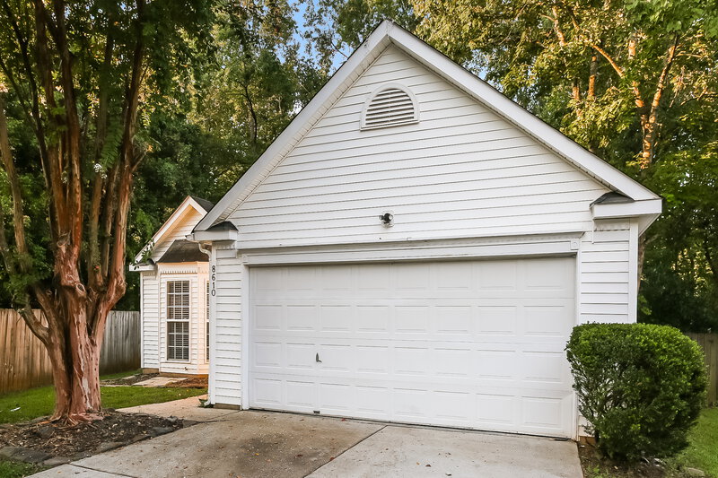1,760/Mo, 8610 Treyburn Dr Charlotte, NC 28216 Front View