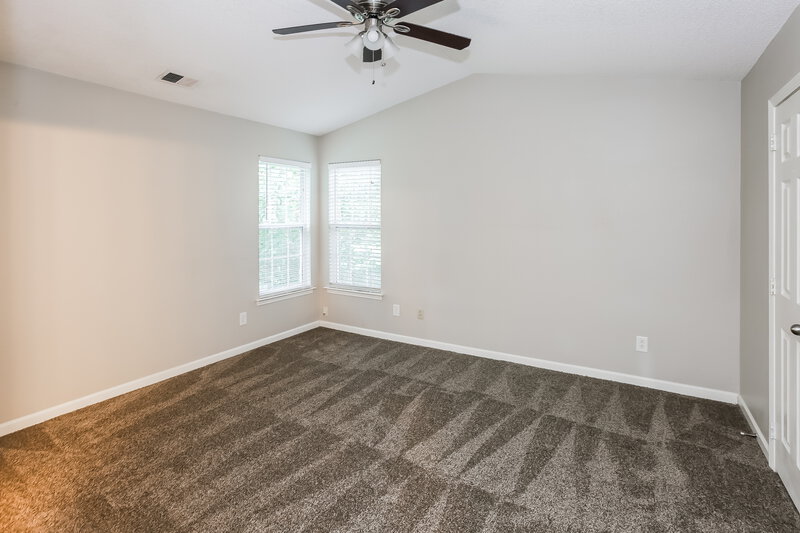 1,760/Mo, 8610 Treyburn Dr Charlotte, NC 28216 Main Bedroom View 2