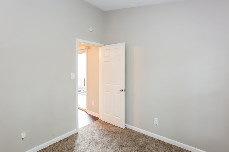 1,760/Mo, 8610 Treyburn Dr Charlotte, NC 28216 Bedroom View 4