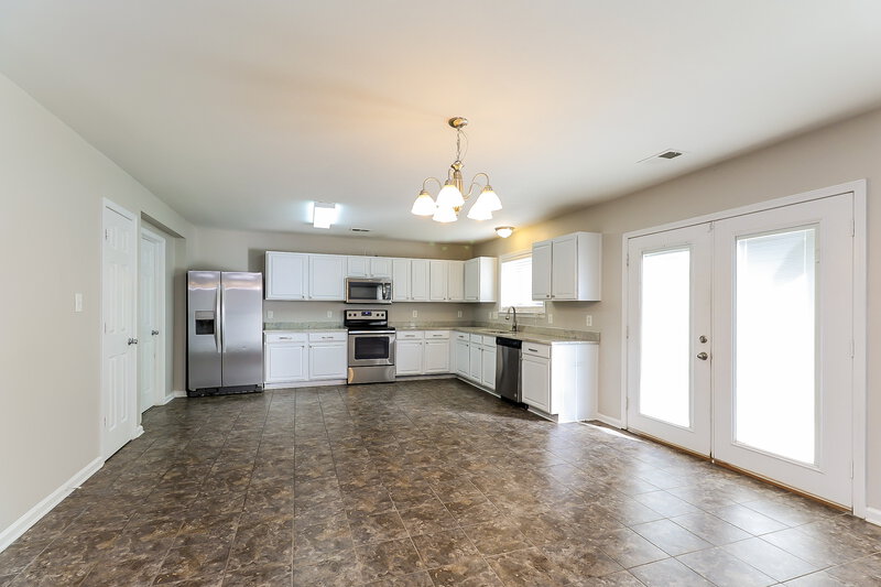 2,150/Mo, 1115 Jade Glen Dr Charlotte, NC 28262 Dining Room View