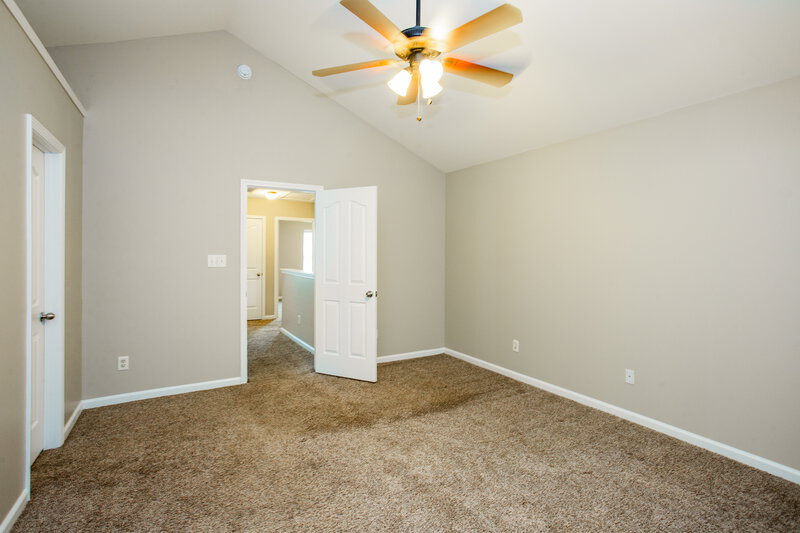 1,875/Mo, 9332 Macquarie Ln Charlotte, NC 28227 Main Bedroom View