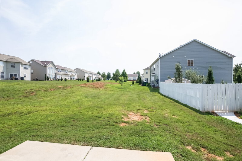 2,035/Mo, 8923 Goldfields Dr Charlotte, NC 28227 Rear View 2