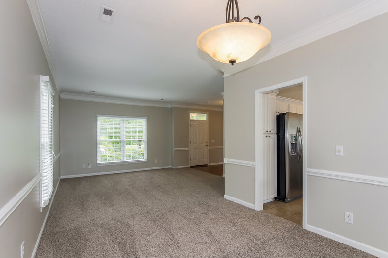 2,660/Mo, 8301 Tonawanda Dr Charlotte, NC 28277 Family Room View