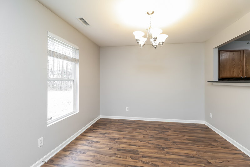 1,950/Mo, 7606 Eben Dr Charlotte, NC 28269 Dining Room View