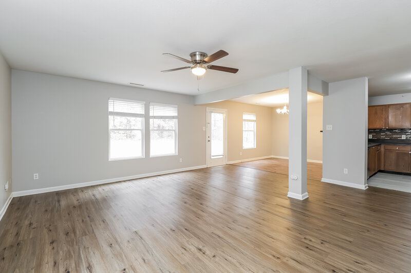 1,950/Mo, 7606 Eben Dr Charlotte, NC 28269 Family Room View