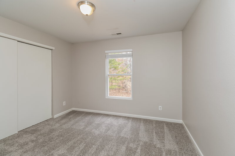 1,950/Mo, 7606 Eben Dr Charlotte, NC 28269 Bedroom View