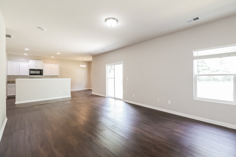 1,975/Mo, 1521 Waylon Ave Gastonia, NC 28054 Living Room View 2