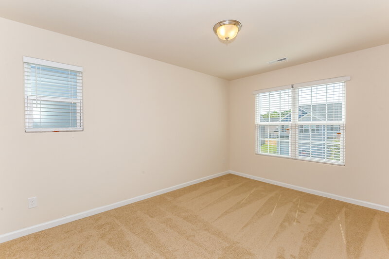 2,200/Mo, 1521 Waylon Ave Gastonia, NC 28054 Bedroom View