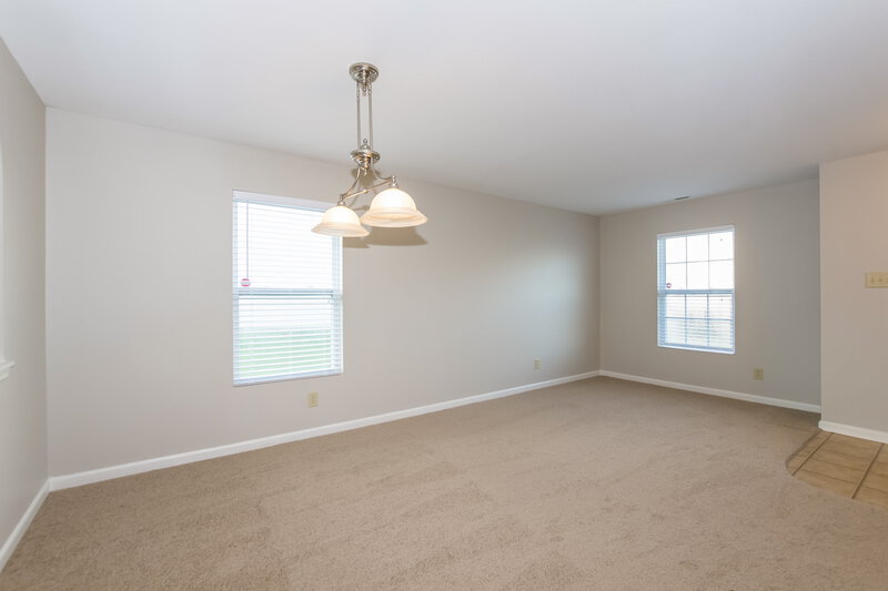 2,050/Mo, 1528 Bray Dr Charlotte, NC 28214 Dining Room View