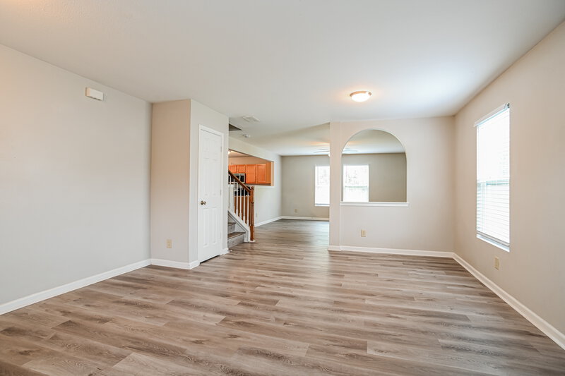 1,970/Mo, 1528 Bray Dr Charlotte, NC 28214 Living Room View