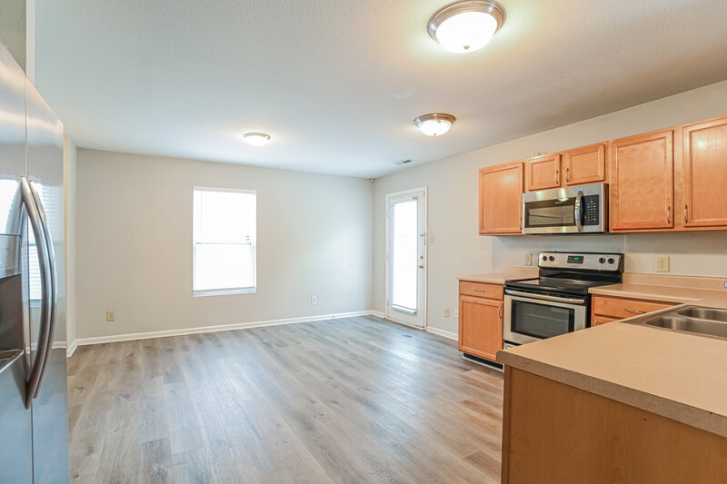 1,970/Mo, 1528 Bray Dr Charlotte, NC 28214 Kitchen View