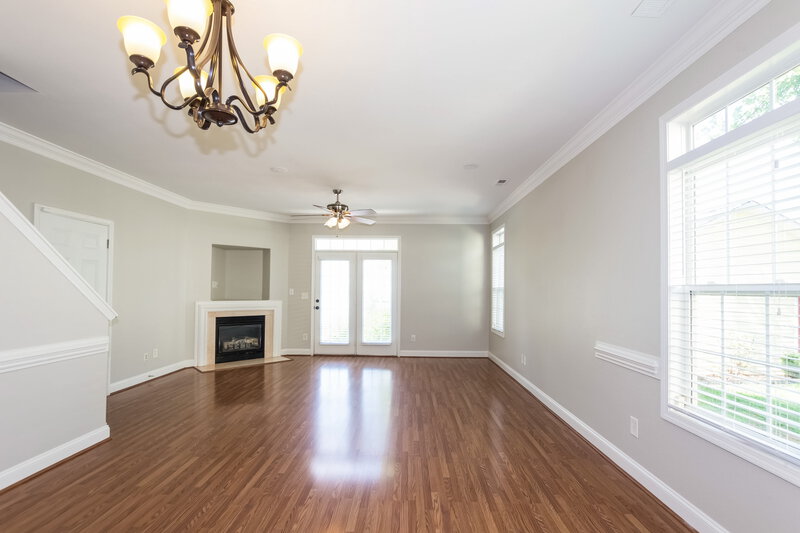 1,855/Mo, 19003 Long Pond Ln Cornelius, NC 28031 Living Room View
