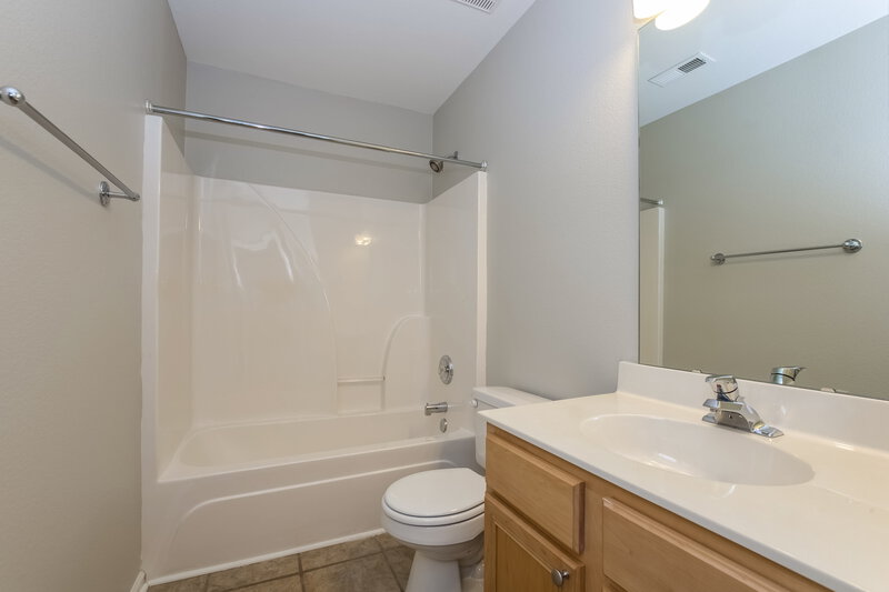 1,855/Mo, 19003 Long Pond Ln Cornelius, NC 28031 Bathroom View
