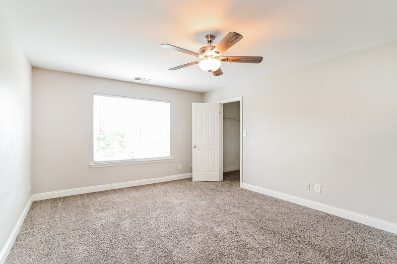 2,260/Mo, 4500 Red Hook Rd Monroe, NC 28110 Main Bedroom View