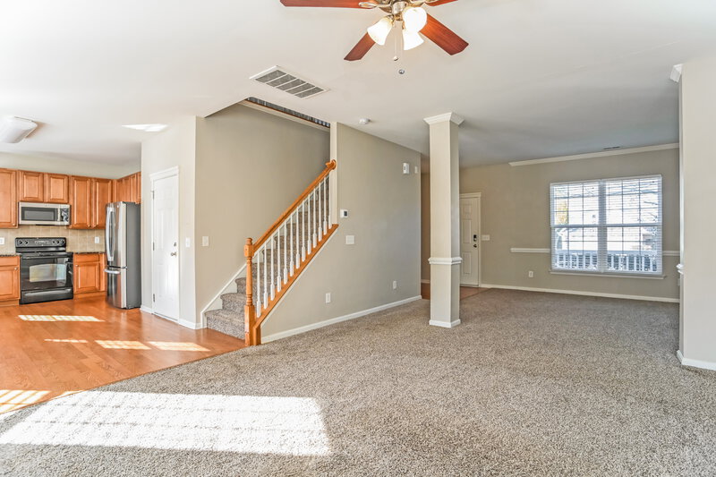 3,580/Mo, 16112 Raptor Ct Charlotte, NC 28278 Living Room View 2