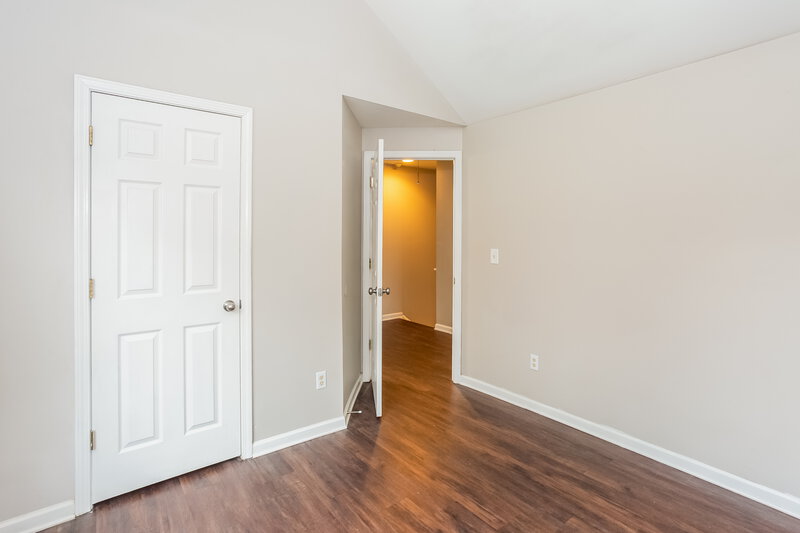 0/Mo, 7103 Fox Point Dr Charlotte, NC 28269 Bedroom View 2