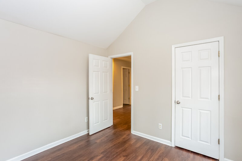 0/Mo, 7103 Fox Point Dr Charlotte, NC 28269 Bedroom View 3