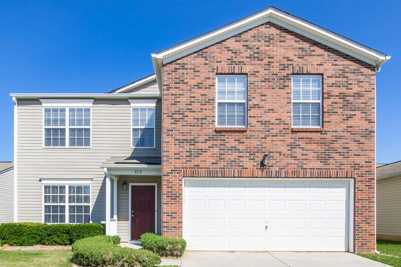2,260/Mo, 8118 Rosberg Ln Charlotte, NC 28216 External View