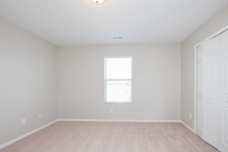 2,260/Mo, 8118 Rosberg Ln Charlotte, NC 28216 Bedroom View