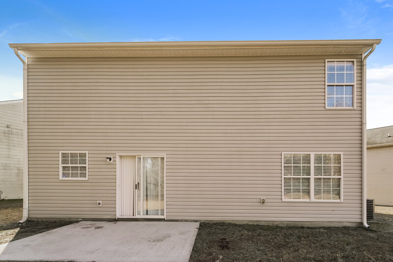 2,010/Mo, 1761 Harland St Charlotte, NC 28216 Rear View