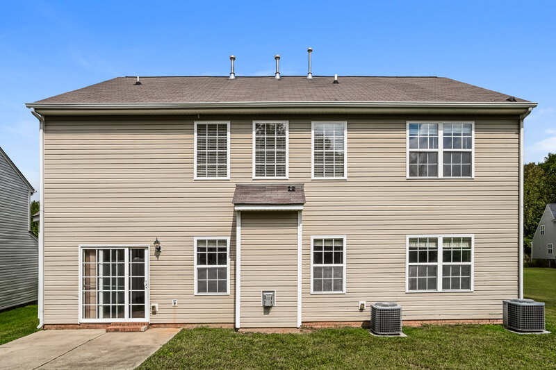 2,340/Mo, 12201 Palomar Dr Huntersville, NC 28078 Rear View