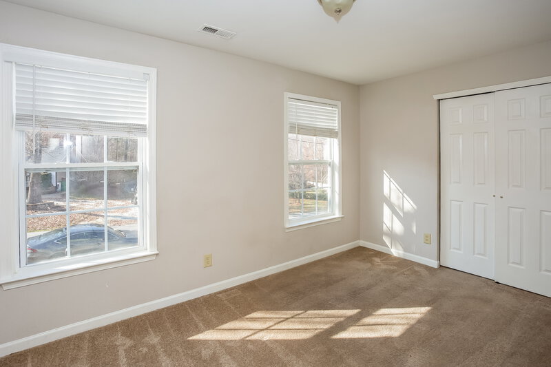 1,810/Mo, 8804 Old Potters Rd Charlotte, NC 28269 Bedroom View 3