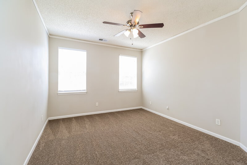 2,140/Mo, 5811 Briggs Dr Charlotte, NC 28269 Main Bedroom View 2