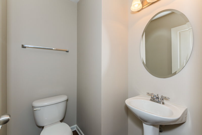 3,740/Mo, 5721 Verrazano Dr Waxhaw, NC 28173 Powder Roomlarge View