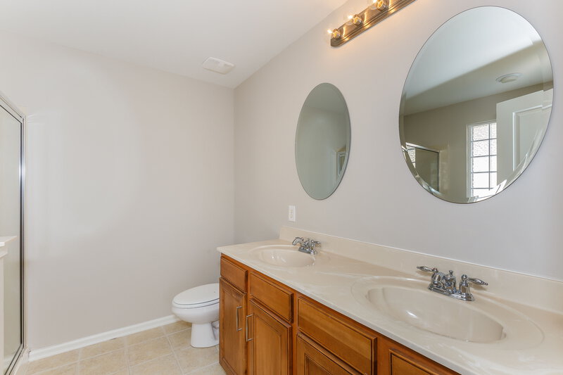 3,740/Mo, 5721 Verrazano Dr Waxhaw, NC 28173 Master Bathroomlarge View