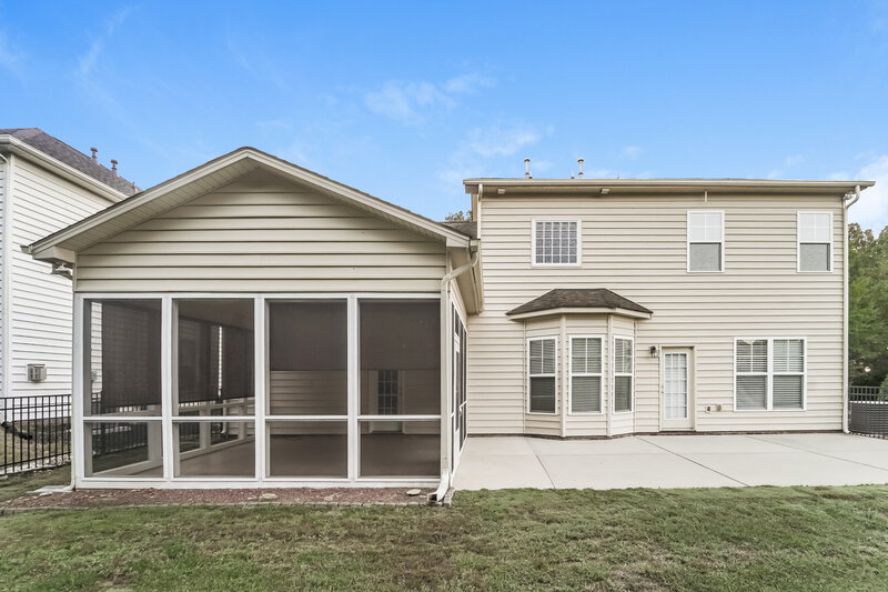 2,810/Mo, 8220 Sunset Hill Rd Waxhaw, NC 28173 Rear View