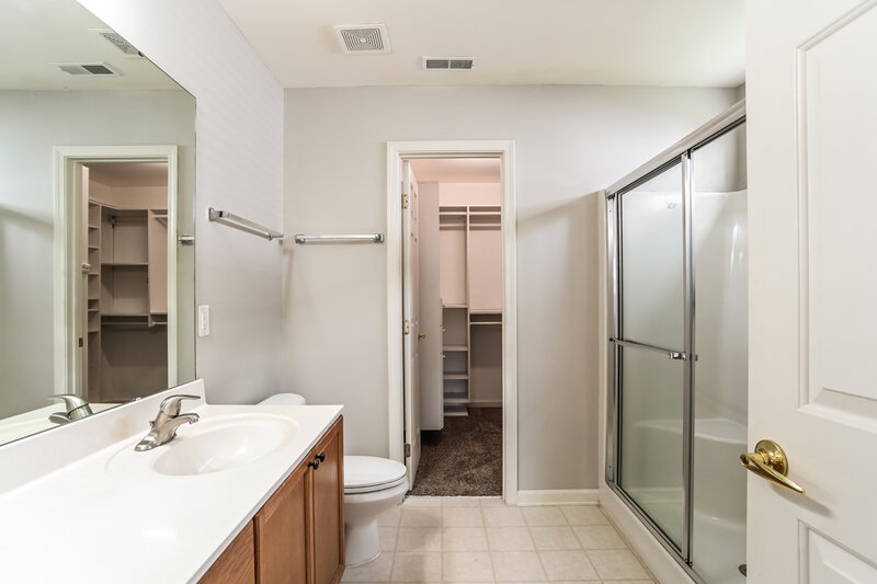 2,300/Mo, 1109 Warren Red Way Indian Trail, NC 28079 Main Bathroom View