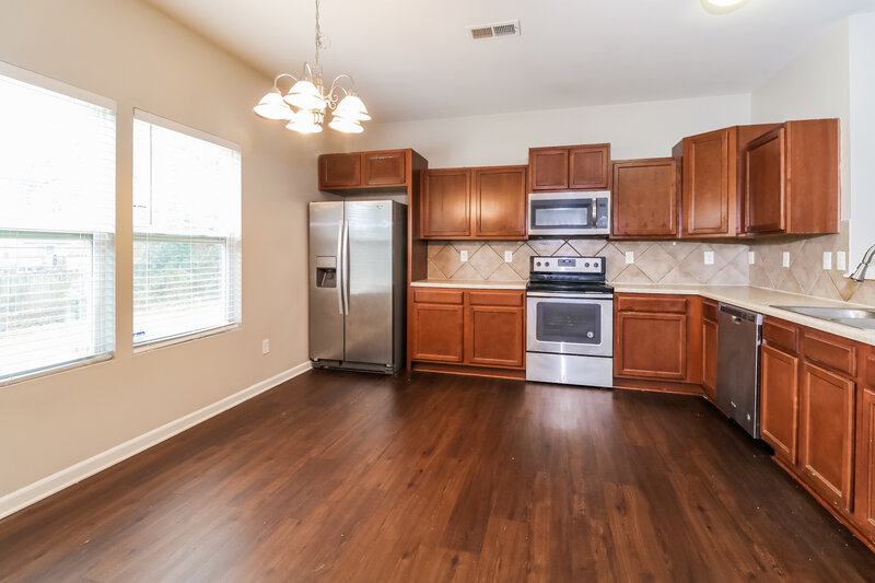 1,880/Mo, 7219 Waldon Park Ln Charlotte, NC 28214 Kitchen View