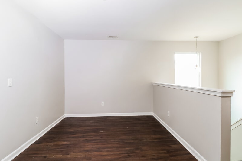 1,880/Mo, 7219 Waldon Park Ln Charlotte, NC 28214 Loft View
