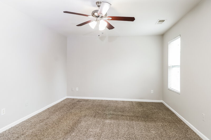 1,880/Mo, 7219 Waldon Park Ln Charlotte, NC 28214 Main Bedroom View