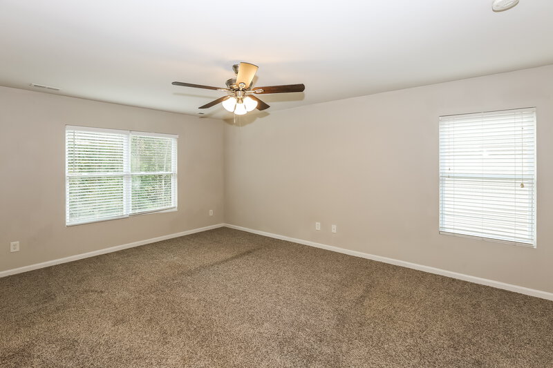 2,310/Mo, 2022 Savannah Hills Dr Matthews, NC 28105 Main Bedroom View