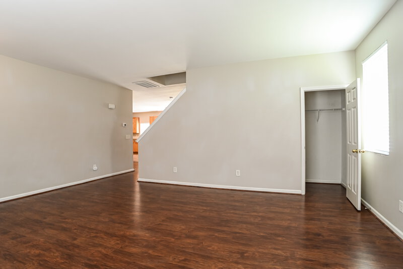 2,405/Mo, 6510 Blackwood Ln Waxhaw, NC 28173 Living Room View 2
