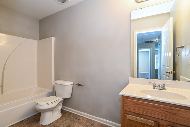 2,405/Mo, 6510 Blackwood Ln Waxhaw, NC 28173 Bathroom View