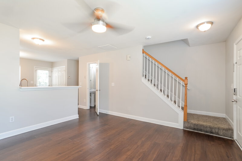 2,450/Mo, 1003 Korp Rd Charlotte, NC 28216 Living Room View