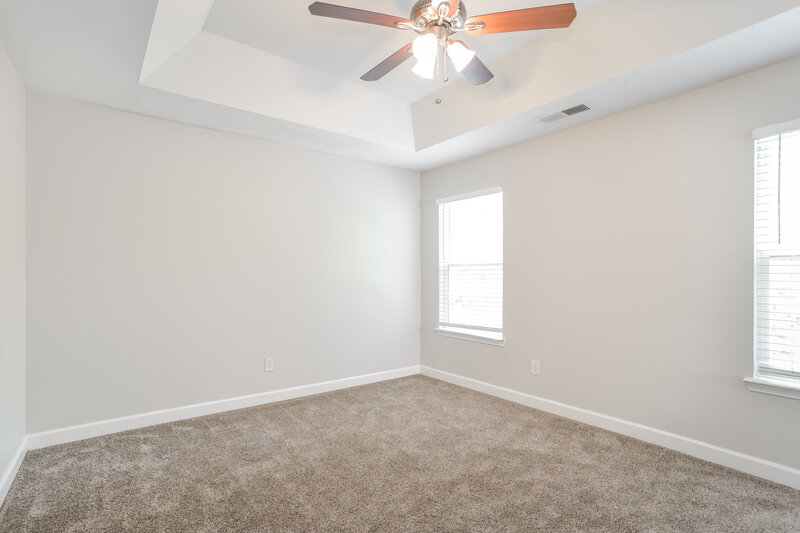 2,450/Mo, 1003 Korp Rd Charlotte, NC 28216 Main Bedroom View